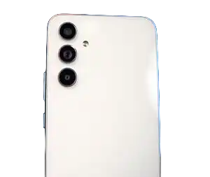 كاميرا Samsung Galaxy A54 أثناء التصوير بجودة عالية وتفاصيل واضحة